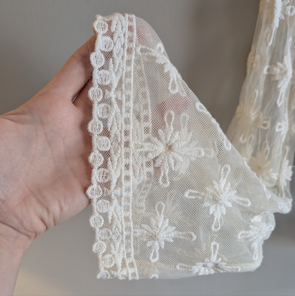 Suzy Shier Cream Floral Lace Tie Front Top, Bell Sleeves, Embroidered Flowers - Picture 8 of 13